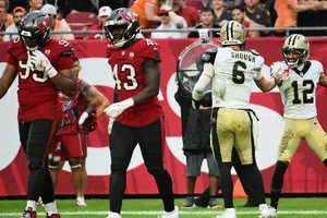 Saints dan la sorpresa y vencen a Tampa Bay de visita