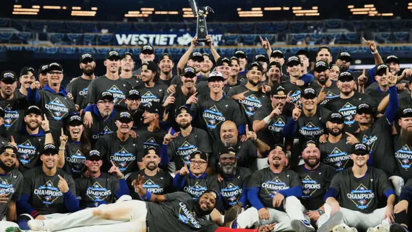¡Histórico! Alejandro Kirk, el primer Catcher mexicano en jugar la Serie Mundial