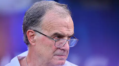 Marcelo Bielsa convocó a seis jugadores de la Liga MX con Uruguay para el partido con México