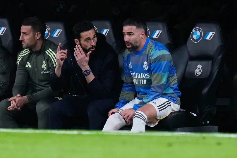 Arbeloa dialogando con Dani Carvajal | AP