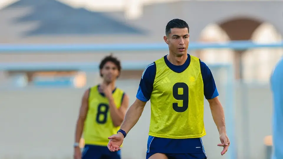 Cristiano Ronaldo entrenando con Al Nassr | @AlNassrFC_EN