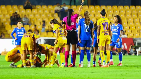 Priscila Pérez en el Volcán Universitario | IMAGO7