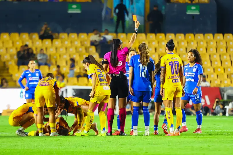 Priscila Pérez en el Volcán Universitario | IMAGO7