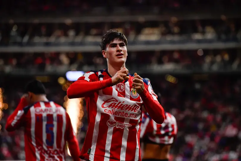 Armando González es el goleador de Chivas en el torneo | MexSport