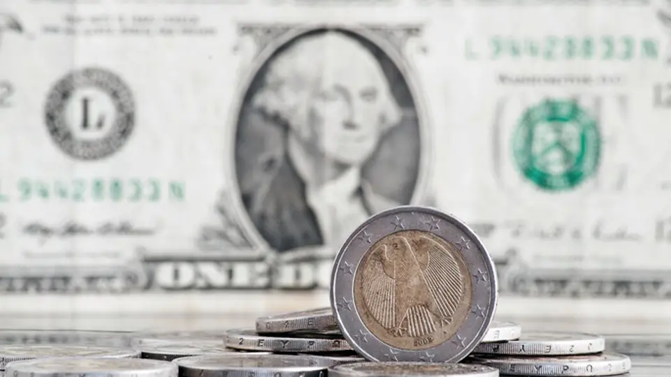 La moneda se mantiene estable este viernes por lo que no representa gran variedad en su cambio / FREEPIK