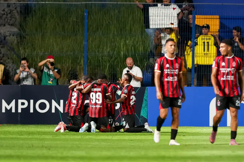 Sporting San Miguelito tras anotar gol al L.A. Galaxy | MEXSPORT