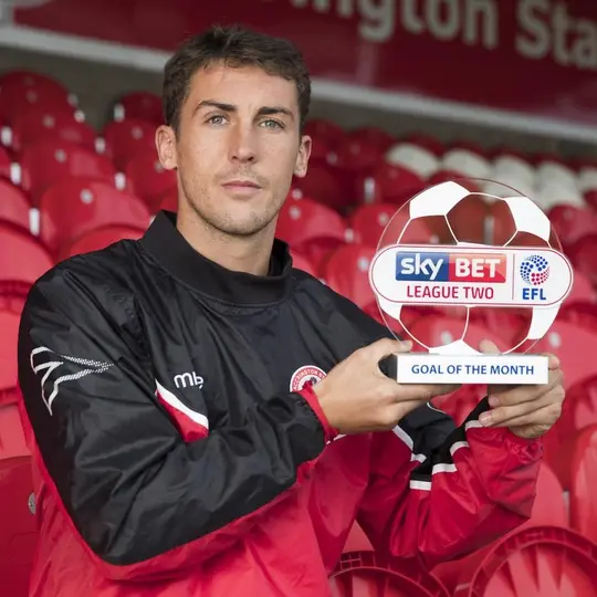 Patrick Laceyen la EFL | X:@ EFL