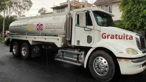 Solicitar una pipa de agua es totalmente gratis/Gobierno CDMX