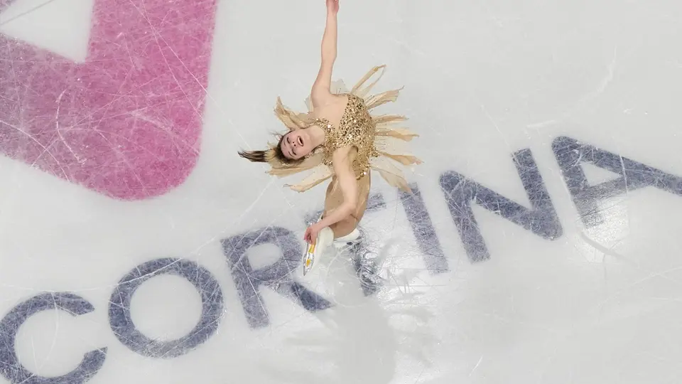 Alysa Liu durante el programa libre en el patinaje artístico | AP