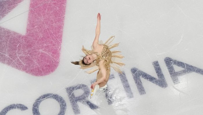 Alysa Liu durante el programa libre en el patinaje artístico | AP