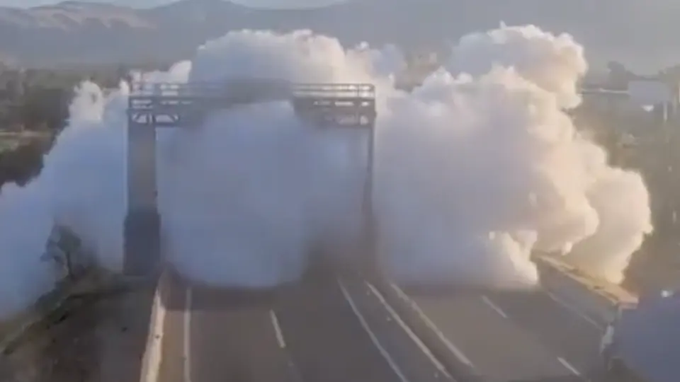 Como pasó en la CDMX, una cortina de humo se extendió por toda la zona hasta llegar la explosión / Especial