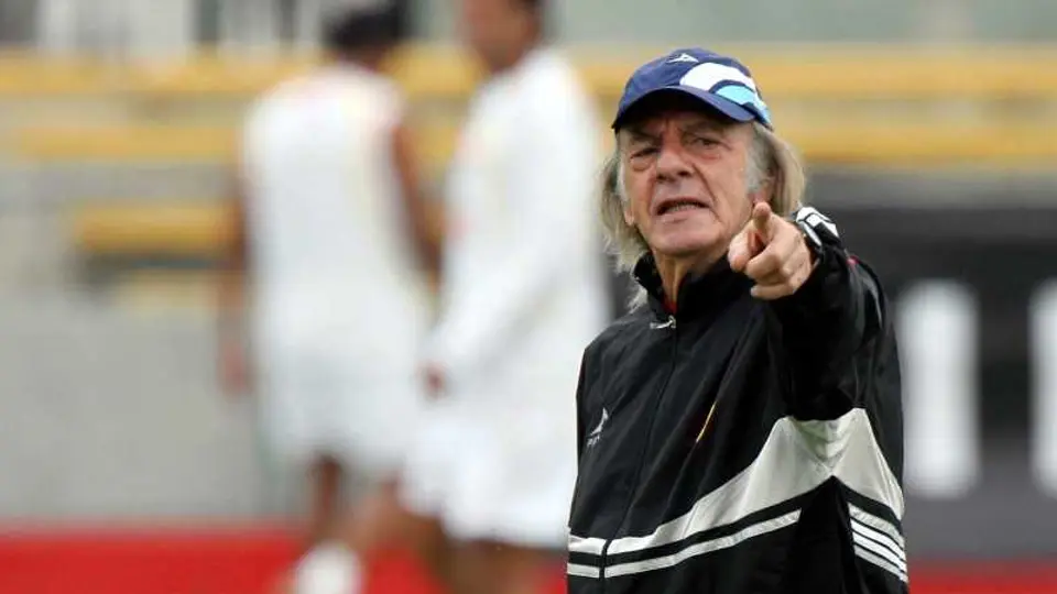Menotti se lanzó en contra de Chilavert |MEXSPORT