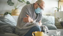 Candida auris: qué síntomas provoca el hongo que preocupa a la OMS