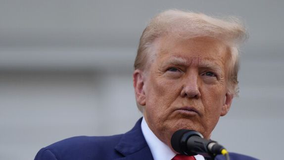 Donald Trump completa el cambio de nombre de la NFL para 'favorecer' al 'soccer'