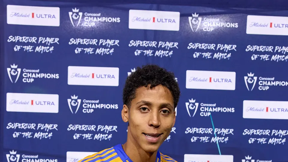 Ozziel Herrera como el MVP del partido l MEXSPORT