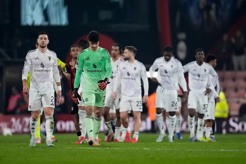 Manchester United sufriendo el empate ante el Bournemouth | AP