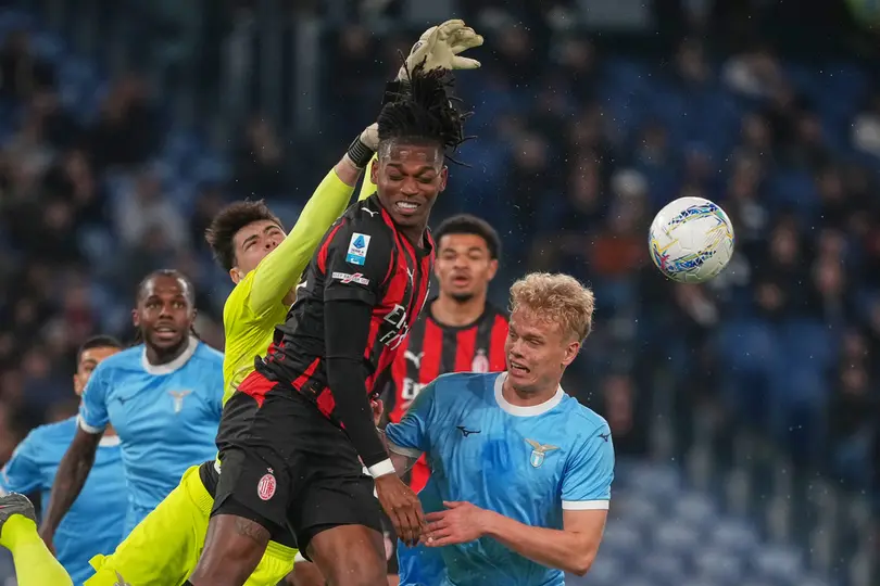 AC Milán jugando contra Lazio l AP