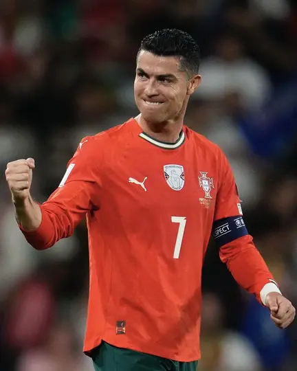 Ronaldo como capitán de la Selección de Portugal l X: @Cristiano
