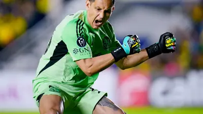 Grupo Pachuca regala carta a Rodolfo Cota y seguirá con el América