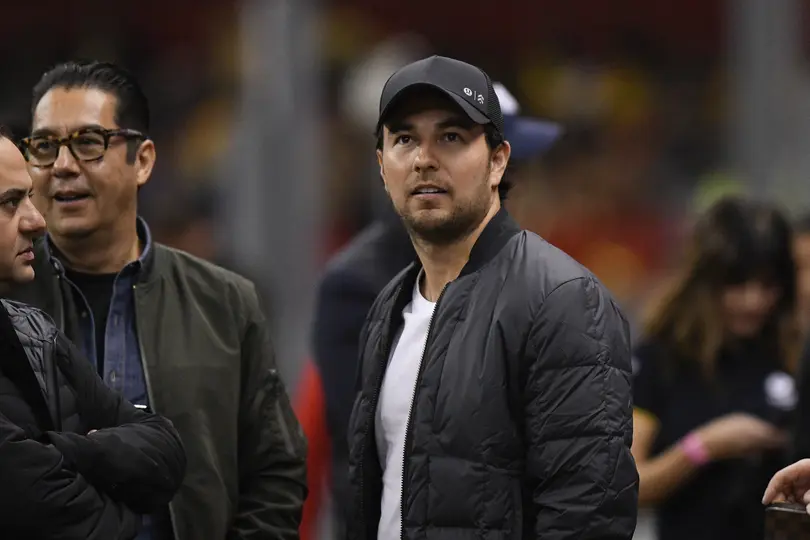 Checo Pérez en el Estadio Azteca en un partido de América | IMAGO 7