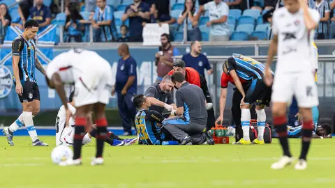 ¡Escalofriante lesión en Brasil! Marlon sufrió una brutal fractura