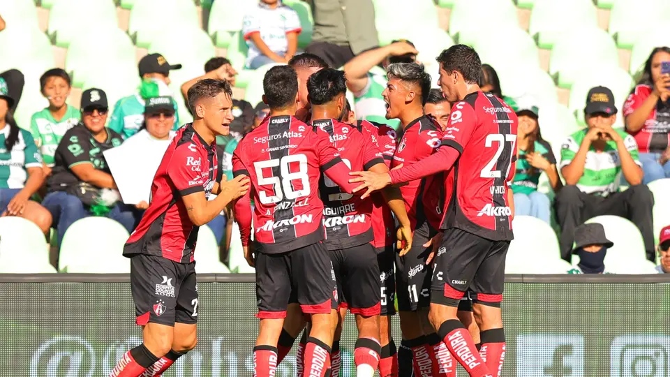 Jugadores del Atlas festejando el gol contra Santos | MEXSPORT