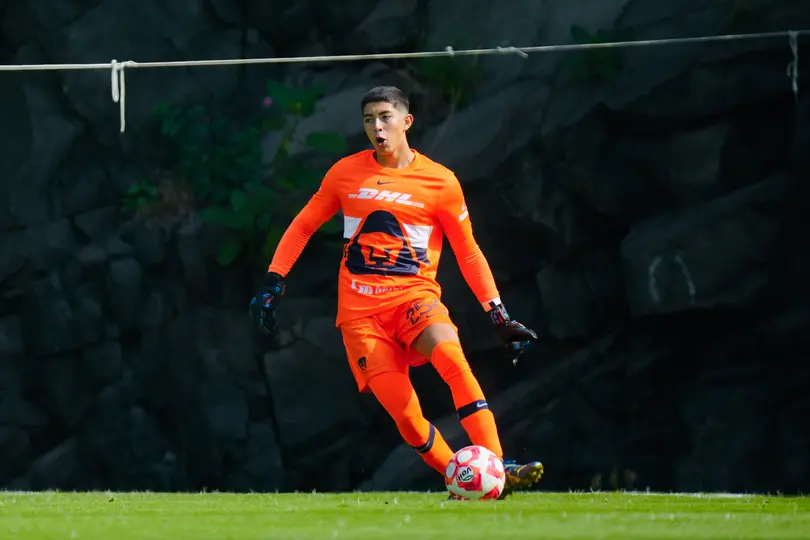 Rodrigo Parra, jugador de los Pumas | IMAGO7