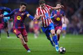 Julián Álvarez en el partido de Champions League de Atlético de Madrid contra Barcelona | AP