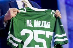 Mr. Irrelevant: La historia detrás del último pick del Draft de la NFL