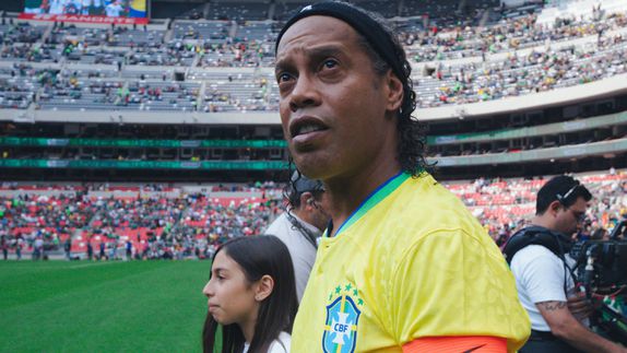Ronaldinho lanza emotivo mensaje a México tras Juego de Leyendas en el Estadio Banorte