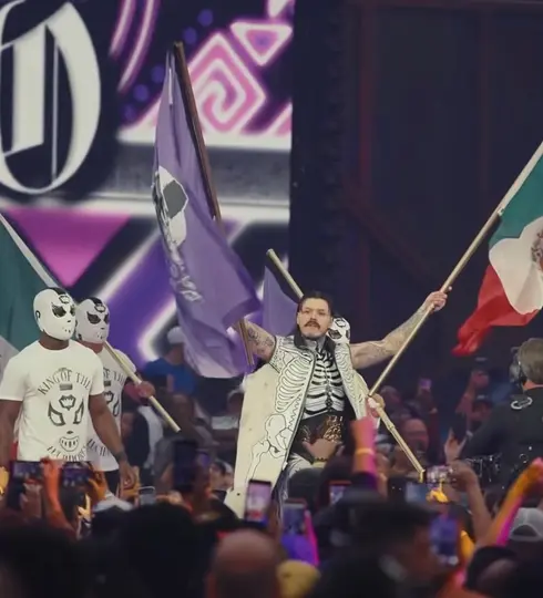 Dominik Mysterio entrando a WrestleMania 42 | CAPTURA DE PANTALLA DE LAS VERGAS