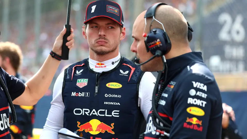 Max Verstappen y Gianpiero Lambiasse en el Gran Premio de Italia 2025 | RED BULL