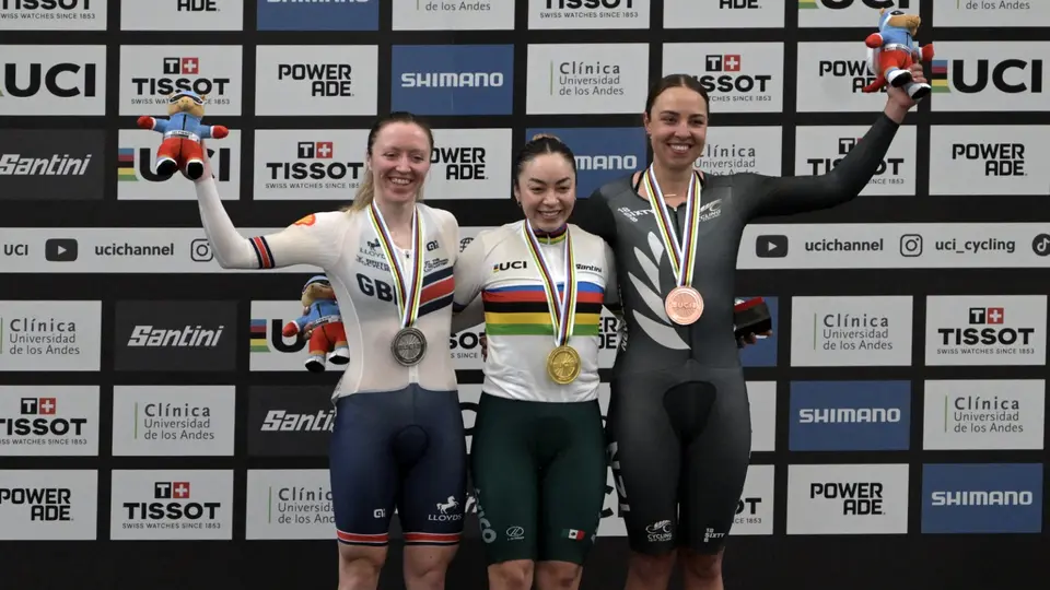 Yareli Acevedo en el podio de Hong Kong
