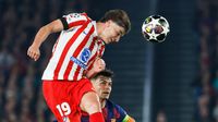 Julián Álvarez en el partido de Champions League de Atlético de Madrid contra Barcelona | AP