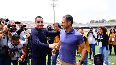 Jaime Lozano lanza 'pedrada' a Pachuca y compara proceso de Efraín Juárez con Pumas