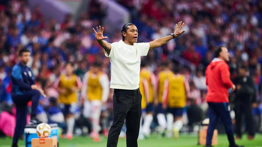 Joel Huiqui no sabe lo que es perder como entrenador profesional | MEXSPORT