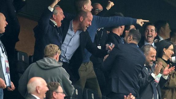 ¡Realeza en Estambul! Príncipe William presente en la victoria del Aston Villa en la final de la Europa League
