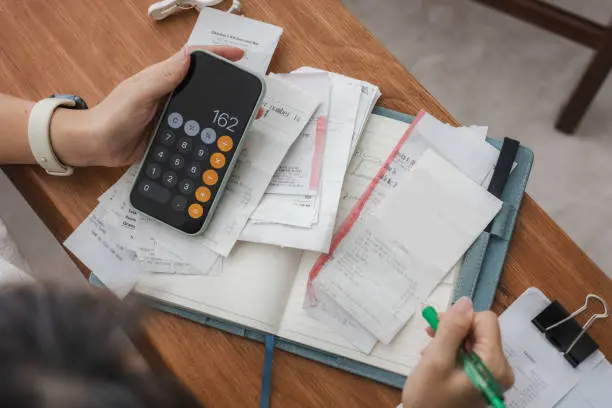 Salir del Buró de Crédito no significa que la deuda quede perdonada legalmente. / iStock