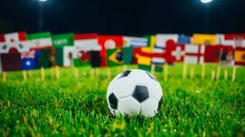 El torneo que reúne a las mejores Selecciones de futbol del mundo está por comenzar/Pixabay