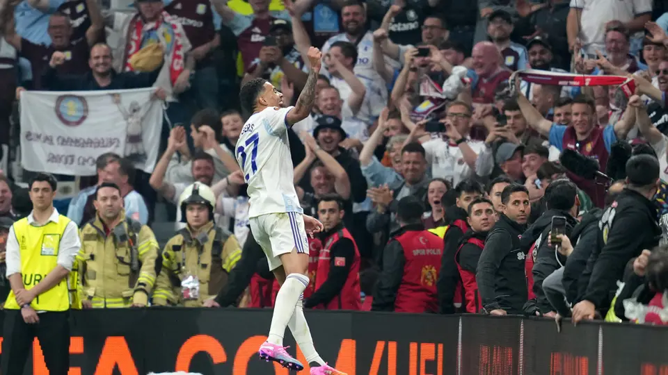 Morgan Rogers en celebración en la Final de Europa League entre Aston Villa y Friburgo | AP