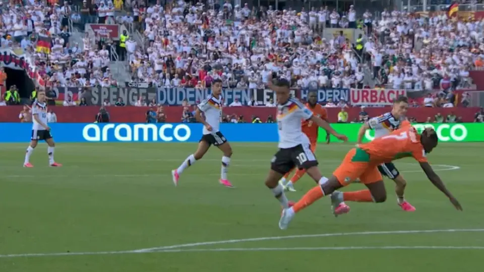 Nueva polémica: Anulan primer gol de Alemania por presunta falta previa