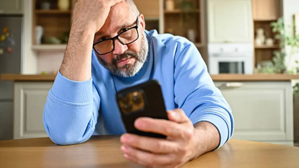 Los esquemas de inversión, créditos falsos y suplantación de identidad figuran entre los delitos más denunciados. / iStock