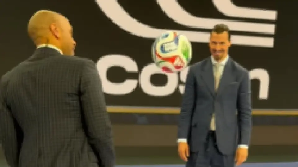 Ibrahimovic y Henry se vuelven virales por habilidades con el balón en foro de FOX Sports