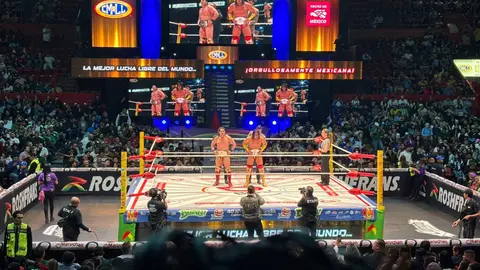 Arena México con función del CMLL l RÉCORD