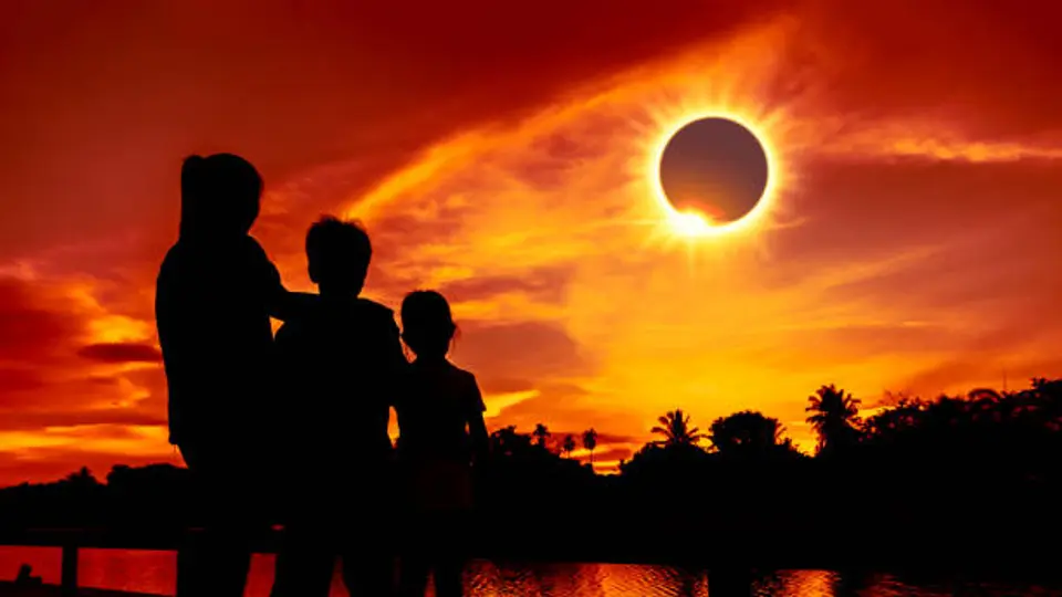 El eclipse solar del 12 de agosto de 2026 será uno de los fenómenos astronómicos más esperados del año. / iStock