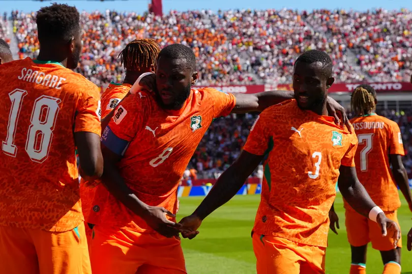 Costa de Marfil tras anotar a Alemania | AP