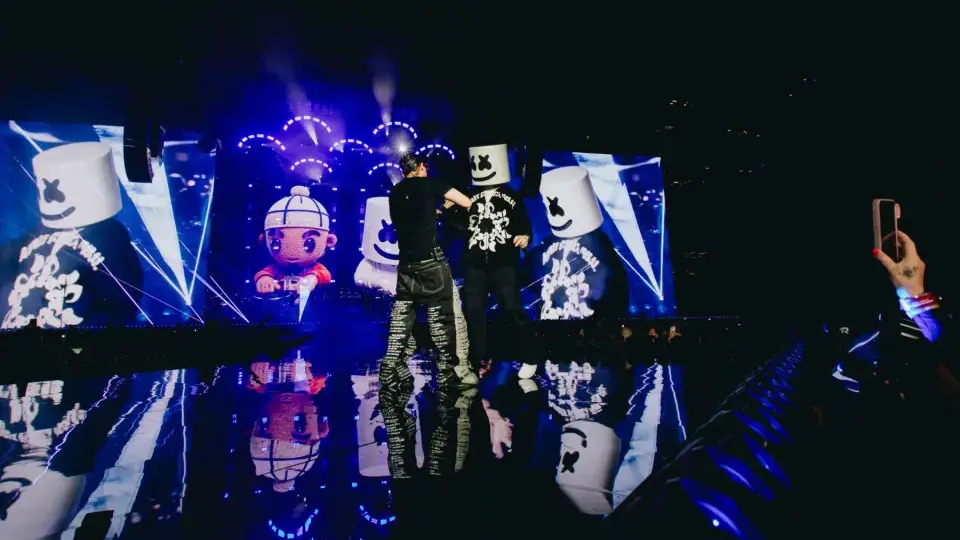 Marshmello fue otro de los invitados más relevantes de la noche | Captura de pantalla