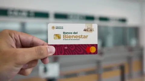 Cómo desbloquear una Tarjeta del Bienestar y evitar problemas con tu apoyo
