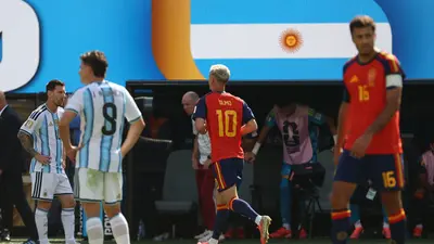 Leyenda de Argentina golpeó a Dani Olmo tras la derrota de la Albiceleste
