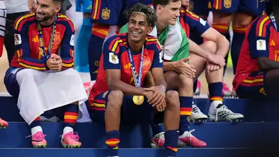 ¡Histórico! Lamine Yamal es el primer menor de 20 años en ganar la Eurocopa y el Mundial